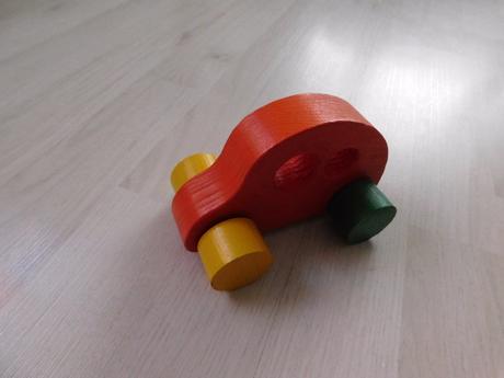 Drevené auto , 