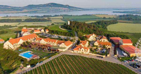 Malý penzión s outdoor bazénom