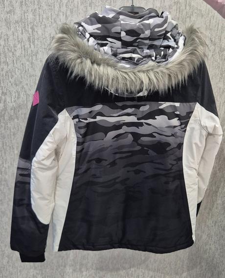 Zimná bunda, authority,l