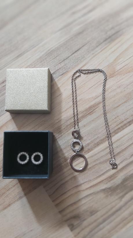 Strieborná retiazka 925 s príveskom a náušnicami, 