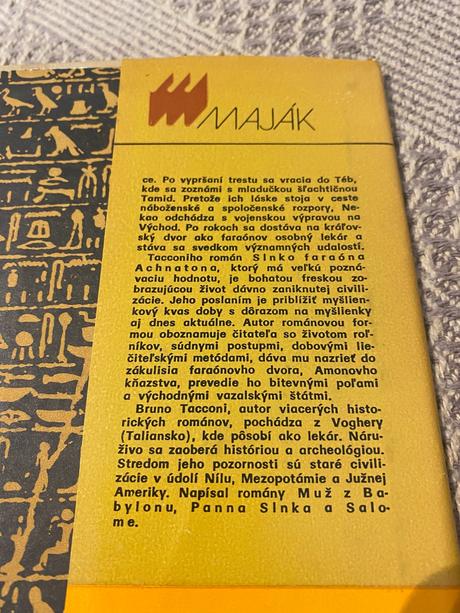 Slnko faraóna achnatona bruno tacconi,