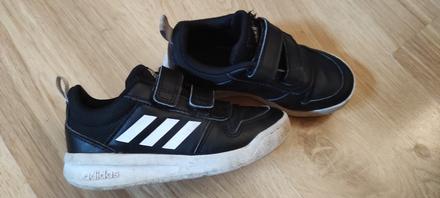 Tenisky, adidas,28