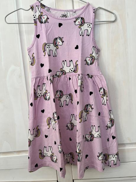 Krátke šaty na leto na ramienka, f&f,122