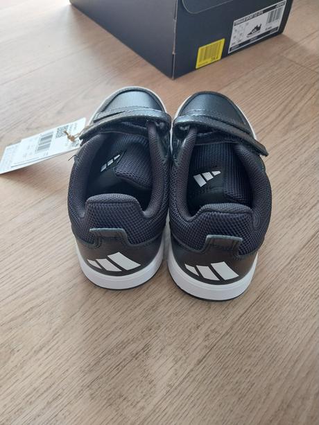 Adidas tenisky, adidas,32 / 33
