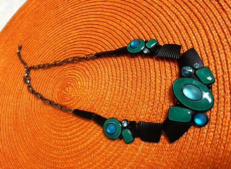 Luxusný náhrdelník, 