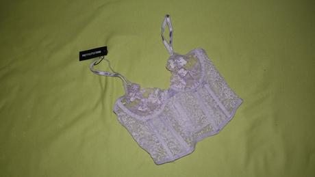 Nova korzetova podprsenka prettylittlething, s