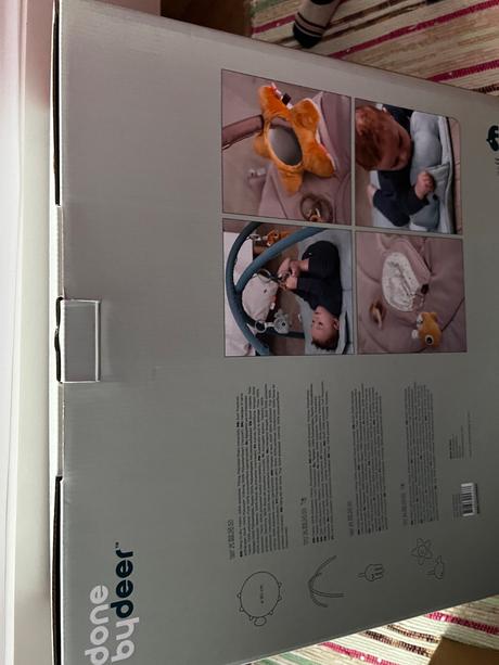 Hracia podložka done by deer,