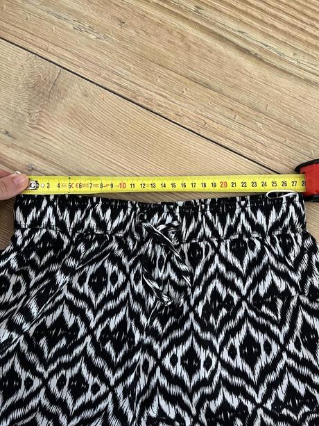 Letné nohavice, c&a,140