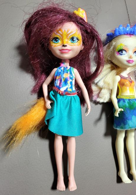 Balík 4 bábik enchantimals (mattel),