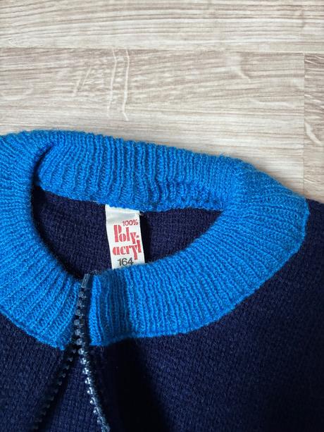 Sveter na zips, 140