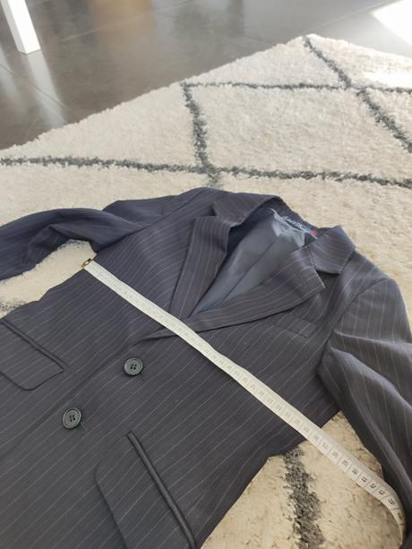 Chlapčenské sako, 110