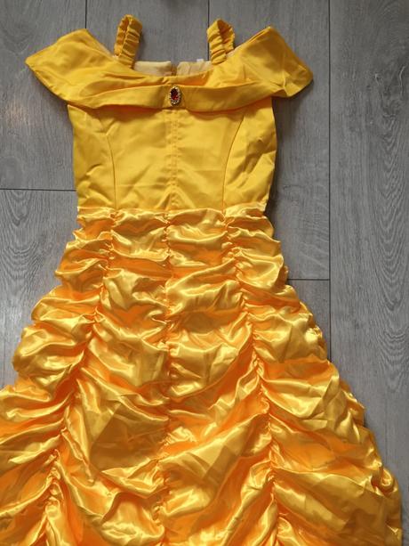 Dievčensky kostym bella 9-10 rokov,