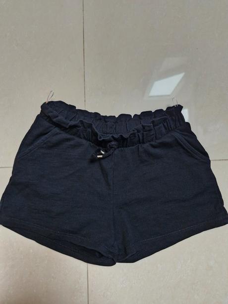 Dievčenské kratasy, c&a,128