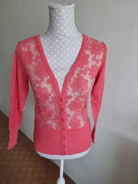 Lososový svetrík s čipkou s, s