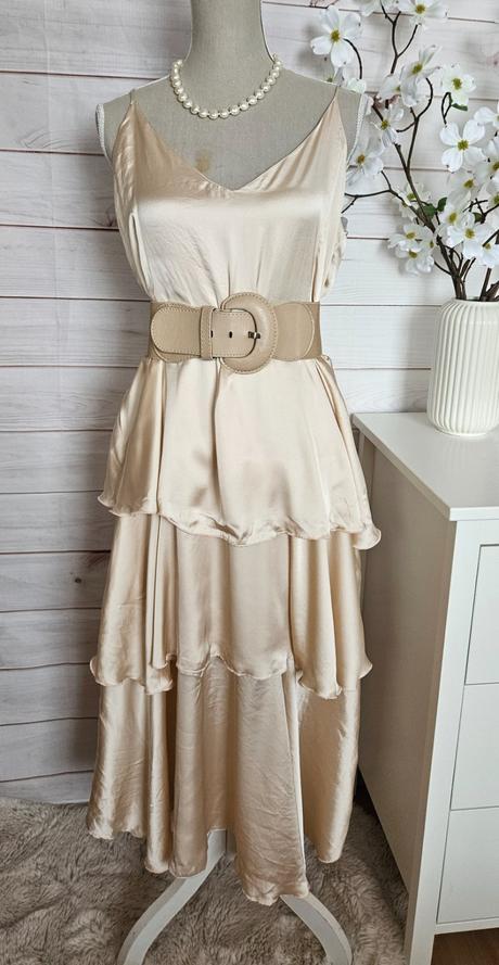 Krásne šaty gina, gina,42