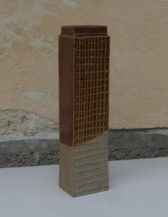 Váza retro štvorhran, 