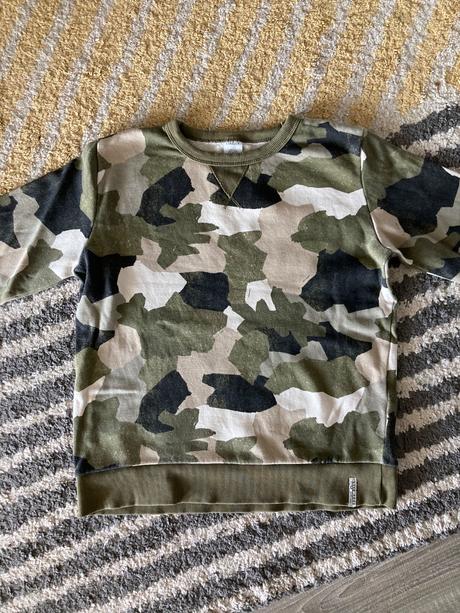 Maskáčová mikina 134/140, lindex,134