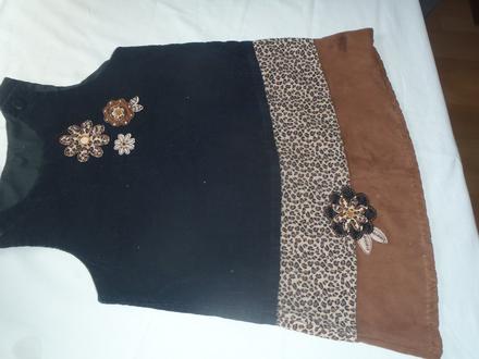 Šaty bez rukávov, 104