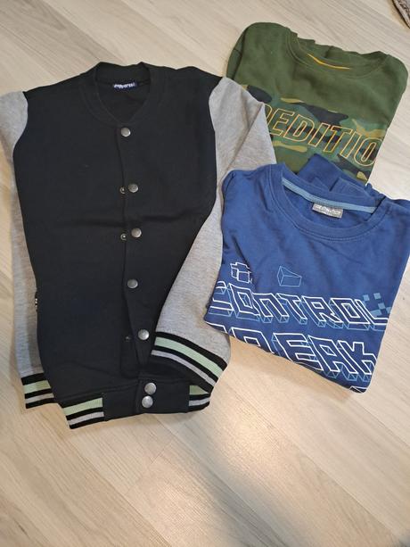 3x chlapčenské mikiny, 146