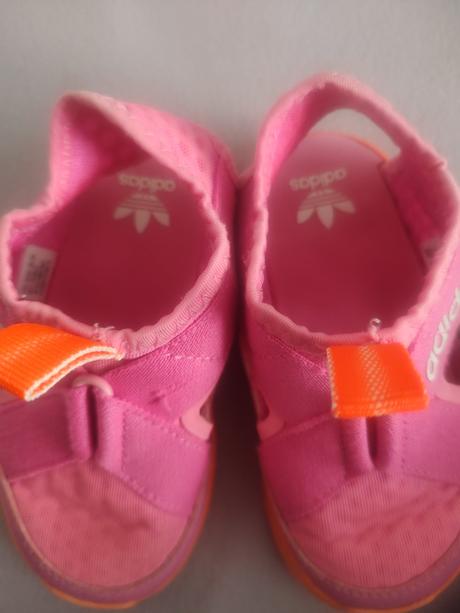 Krásne sandálky, adidas,21