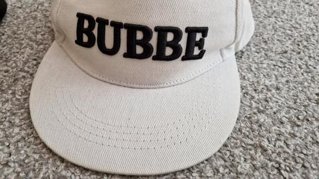Šiltovky bubbe, bubbe,<50