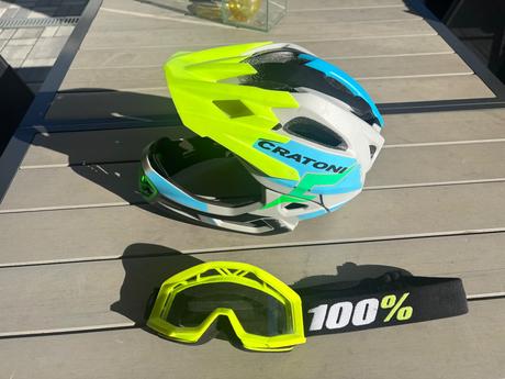 Cratoni prilba cyklistika zjazd, m