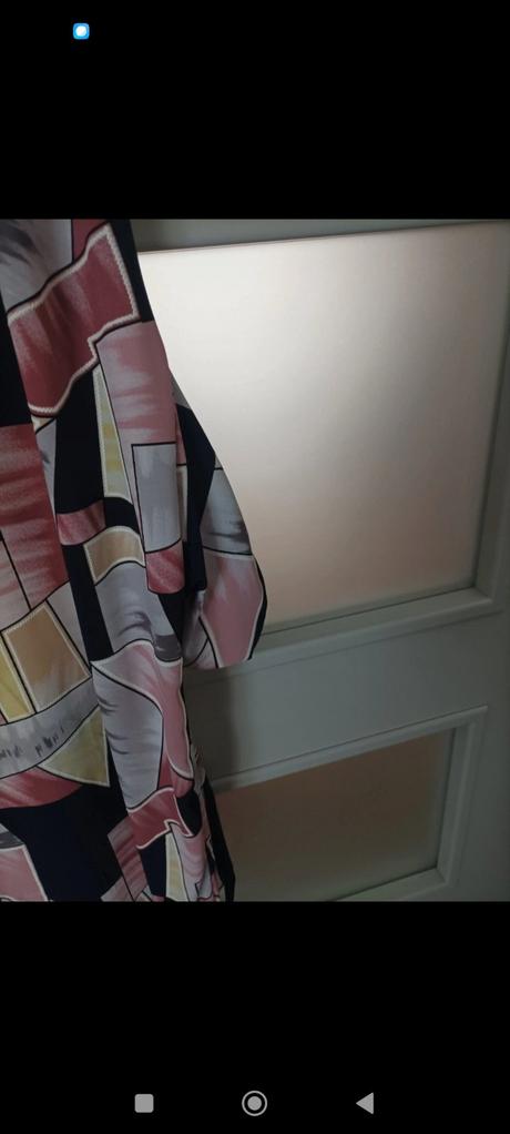 Dámske šaty s vreckami, 54