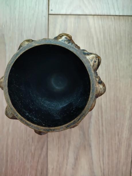 Starožitná bronzová váza, 