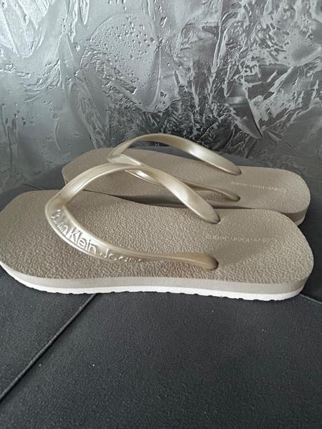 Calvin klein šľapky, 37
