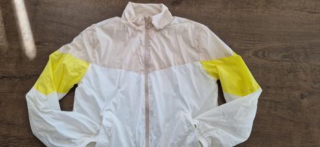 Podšita vetrovka, reserved,158