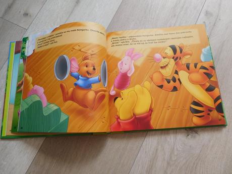 Macko puf---25 x 24 cm, 145 strán nová, 