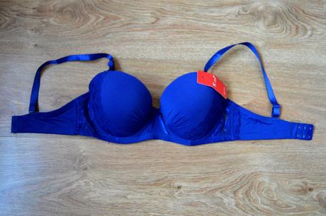 Dámska luxusná podprsenka, 70d - 100d