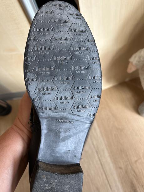 Čižmy z pravej kože baldinini, baldinini,41