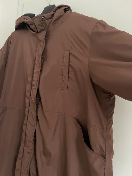 Oversize vetrovkovy kabat,