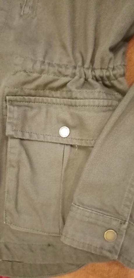 Dievčenská bunda, clockhouse,38