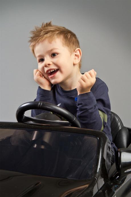 Toyz akumulátorové vozidlo mercedes amg s63 black,