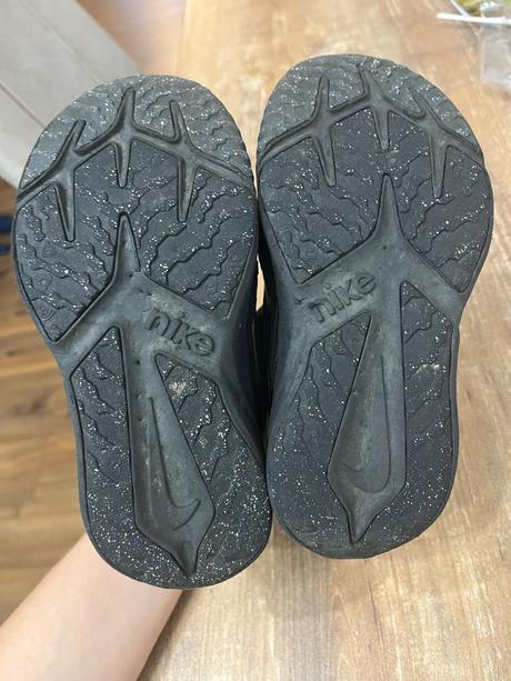 Nike tenisky, nike,28