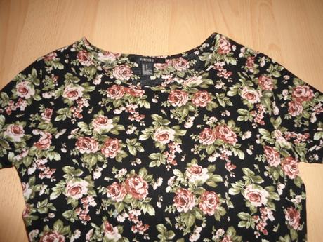 Letne kvetovane saty, 164