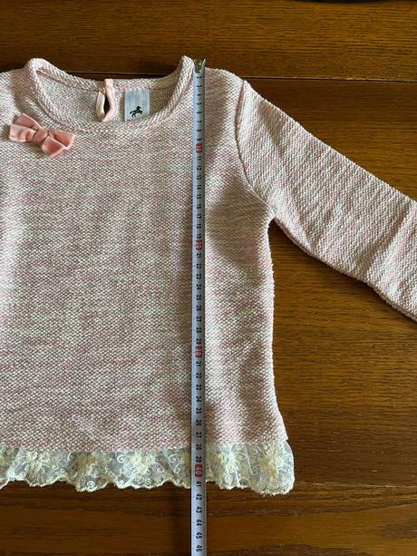 Elegantný pulóvrik s čipkovaným spodkom, palomino,116