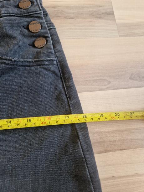 Damske saty na traky znacky simple be, m