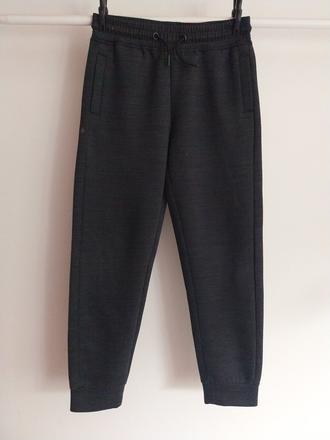Teplaky, 140