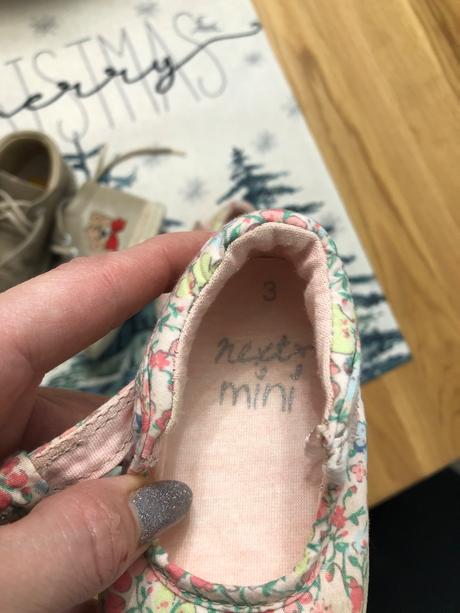 Papucky a tenisky, next,19