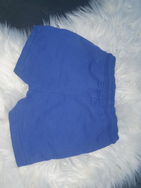 Šortky, zara,86