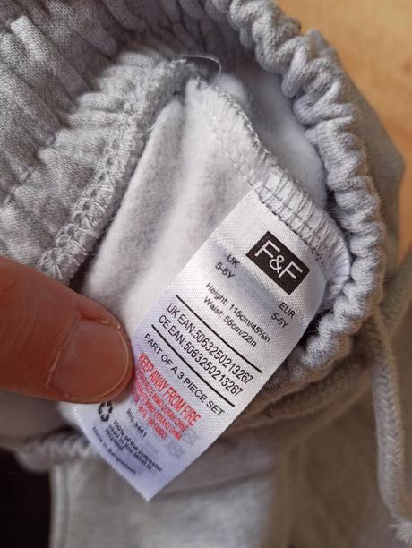 Tepláky nenosené 116, f&f,116