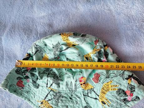 Farebný klobúk, lindex,104