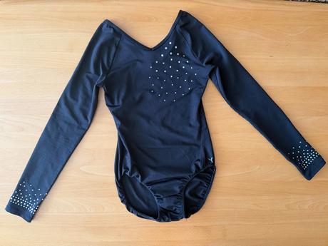 Decathlon gymnastický dres/trikot, 146