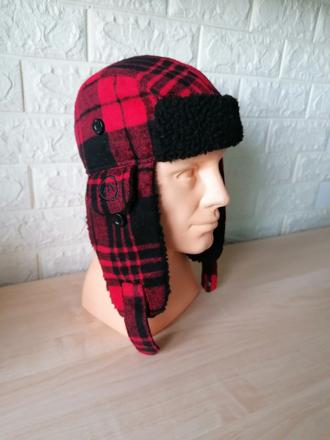 Čiapka / baranica / ušianka, house