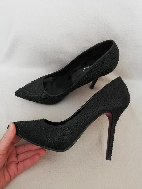 Lodičky s kamienkami, 39