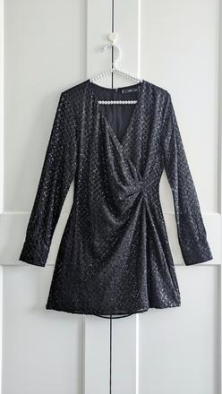 Čierne flitrové šaty mango, mango,s