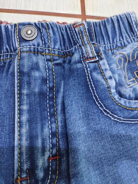 Kraťasy trojštvrťové, 128